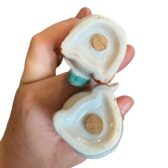 Vintage “Salty & Peppy” Anthropomorphic Bunny Rabbit Salt & Pepper Shaker Set - Picture 4 of 12